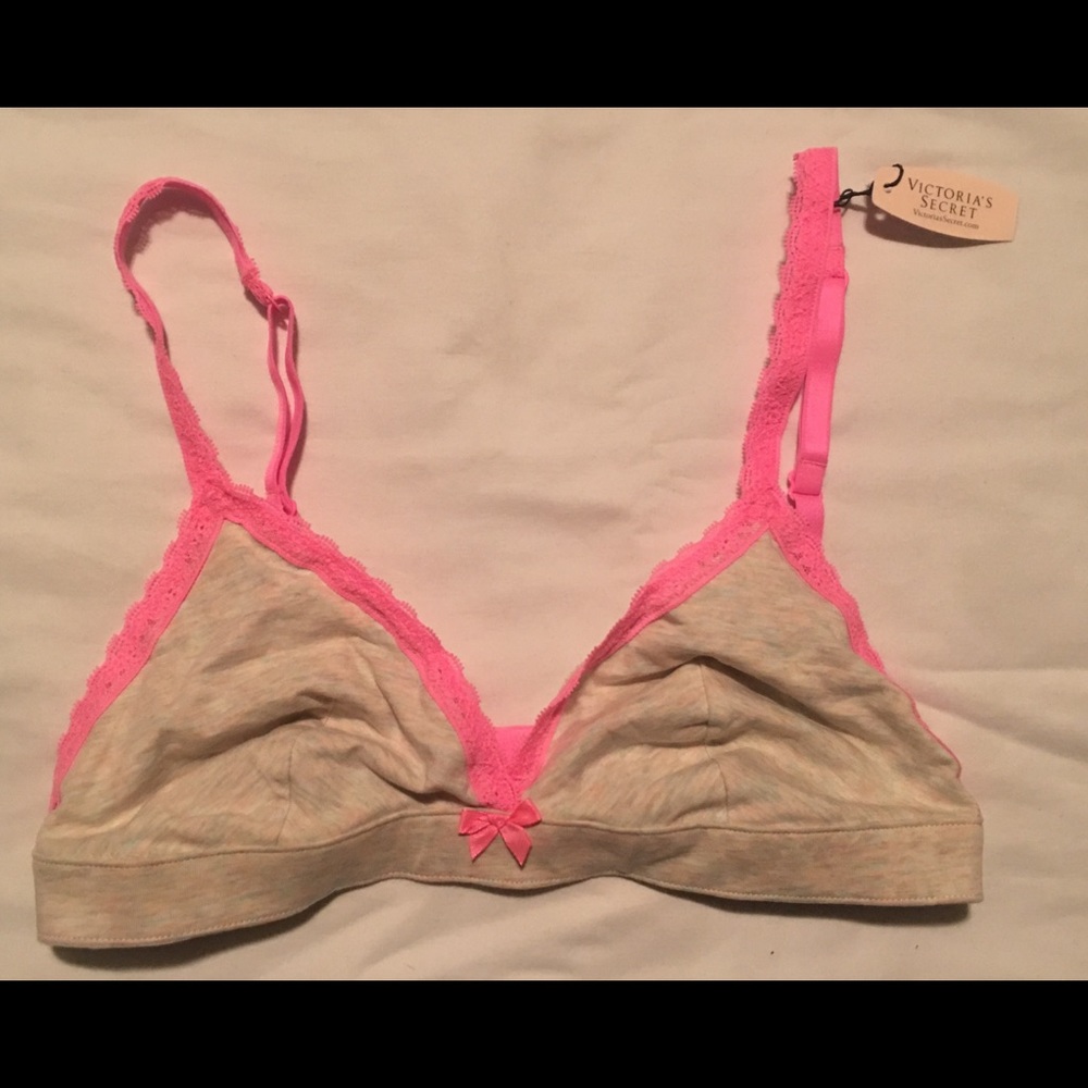 VS NWT grey n pink bra size M.